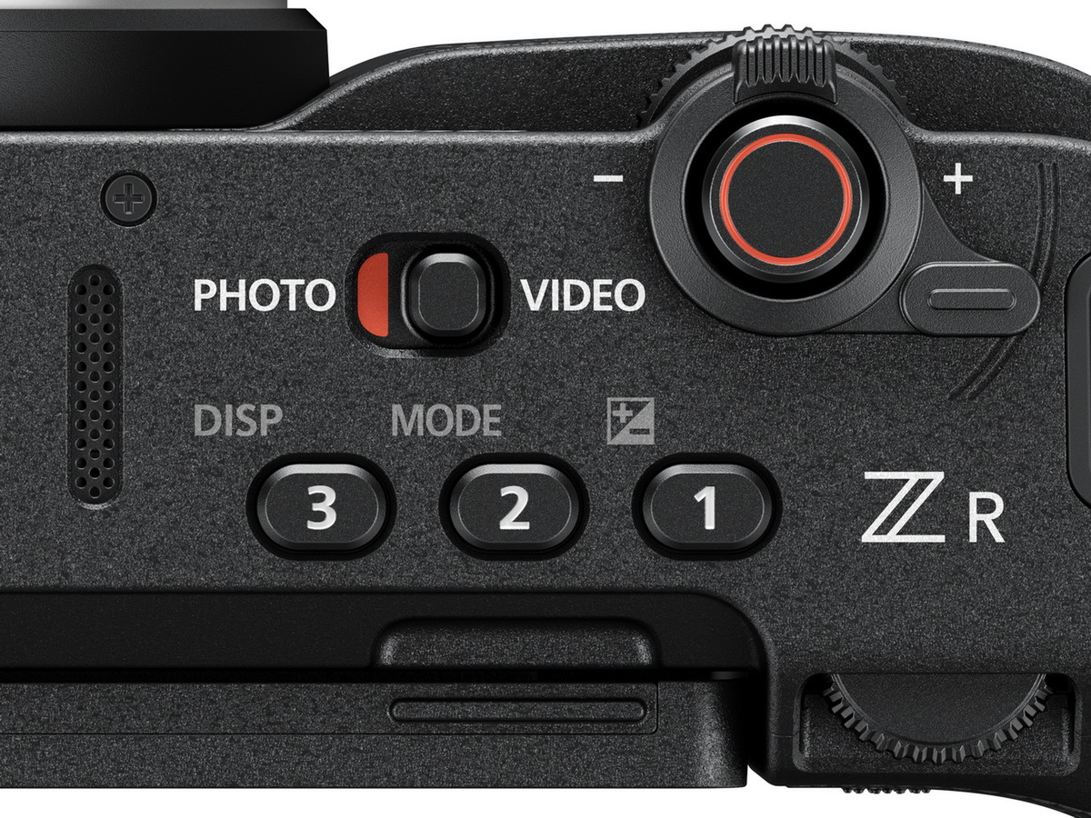 シネマカメラ「ニコン ZR」発表