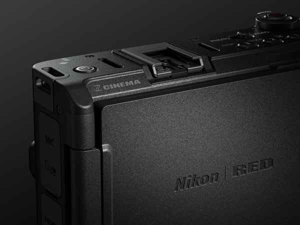 シネマカメラ「ニコン ZR」発表