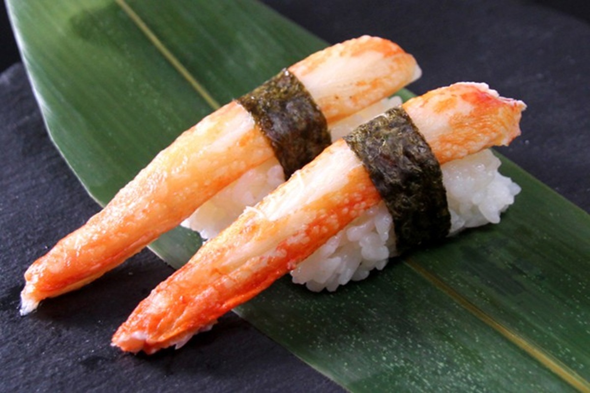 ASCII.jp：【3日間】ズワイガニ寿司食べ放題！上品な甘みのカニを好き