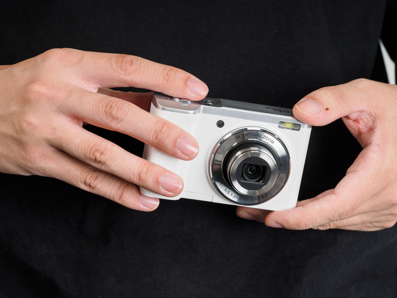 ☘️動作良品☘️スマホ転送 INSIGNIA 4倍光学ズーム コンデジ ☘️動作良品☘️スマホ転送 INSIGNIA 4倍光学ズーム コンデジ