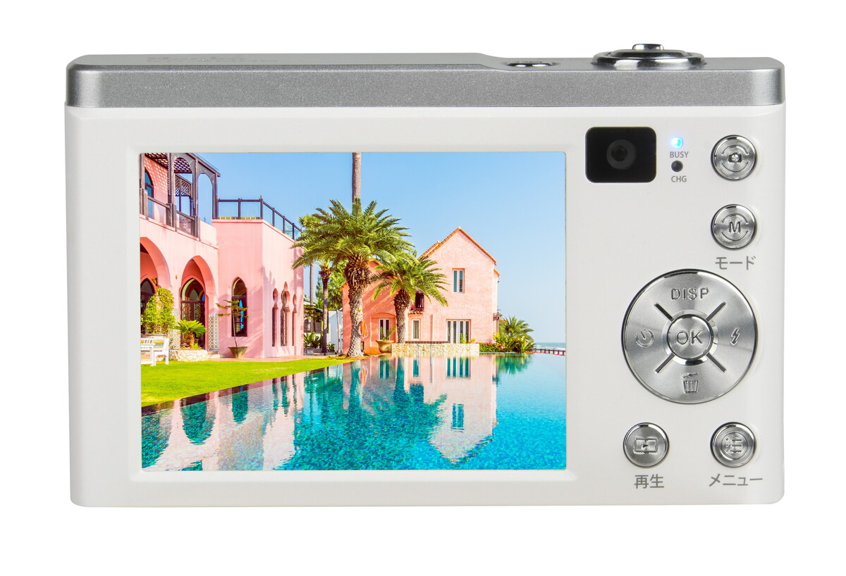 コンパクトカメラ コンデジ冬の時代に見つけた高コスパ＆3倍ズームのデジタル