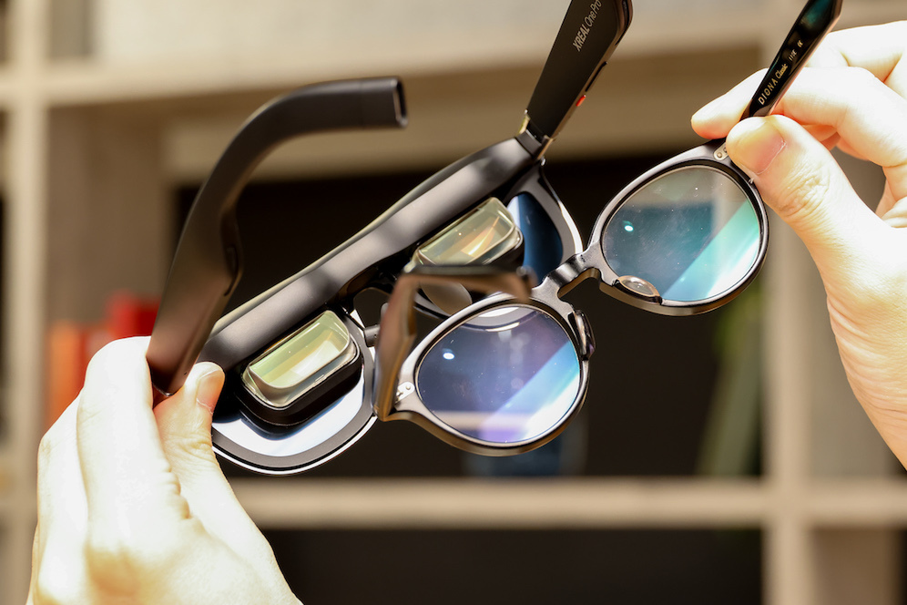 今一番完成度が高いと評判のARグラス 「XREAL One Pro」を試してみた