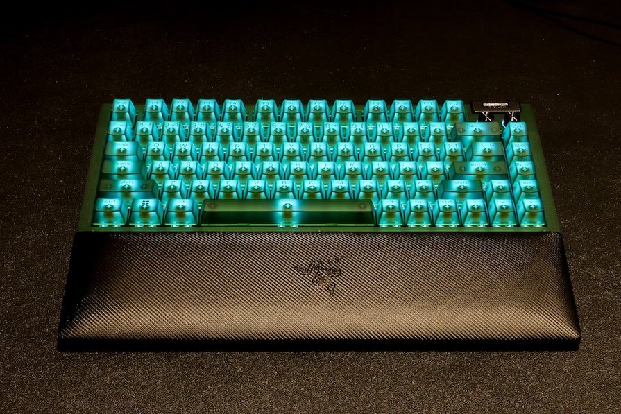Razer BlackWidow V4 75% Phantom Green Edition
