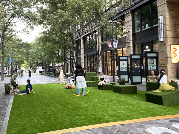 丸の内ストリートパーク