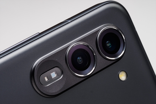 【最安値 新品未開封】arrows Alpha 本体　ブラック 富士通 arrows Alpha 6.4インチ メモリー12GB ストレージ512GB