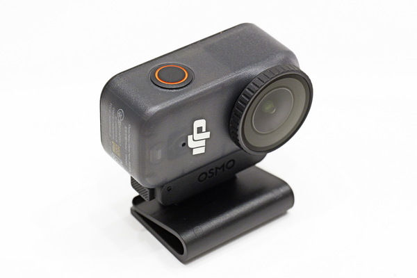 DJIが超小型アクションカメラ「Osmo Nano」発表