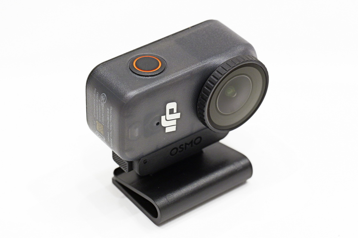 DJIが超小型アクションカメラ「Osmo Nano」発表