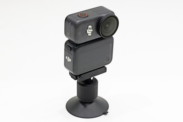 DJIが超小型アクションカメラ「Osmo Nano」発表