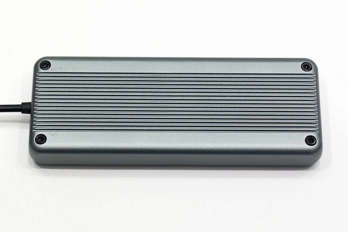 Thunderbolt5ドライブ・ベンチマークテスト