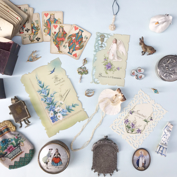 「丸の内アンティークマーケットvol.8」に出店する「裏庭」