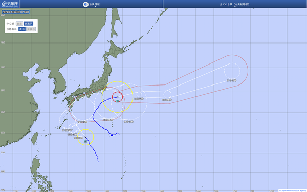 台風22号と23号の進路図