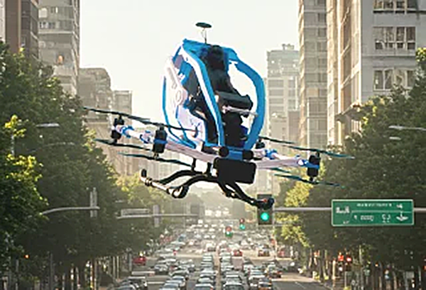 一人乗りのドローン型電動エアモビリティ「STAR WALKERS」を発売