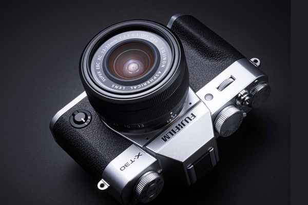 「FUJIFILM X-T30 III」発表