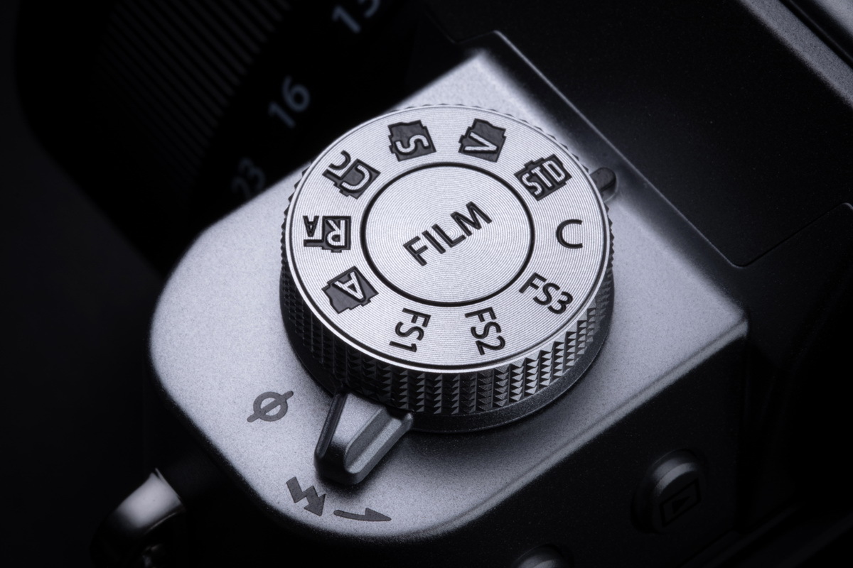 「FUJIFILM X-T30 III」発表