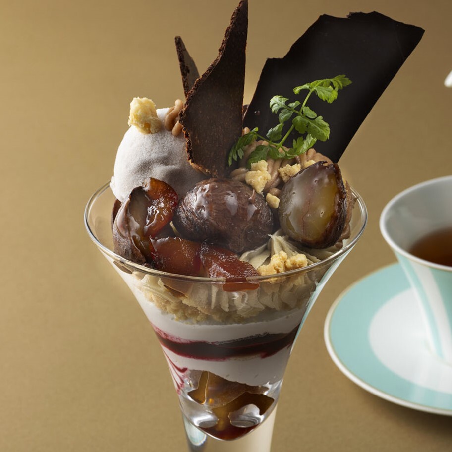 東京ステーションホテルのマロンパフェ