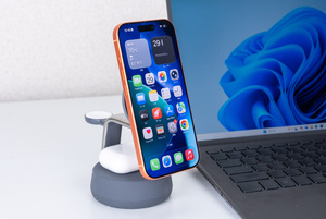 iPhone 17も対応、「Qi2 25W」でサクサク充電が進む、ベルキン「3-in-1 Magnetic Charging Dock」がいい！