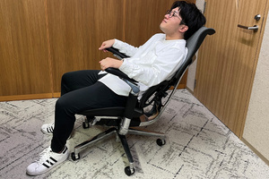 ガチで楽、腰が本当に楽、日本人=俺のために考えられたオフィスチェアに感涙 ガチで楽、腰が本当に楽、日本人=俺のために考えられたオフィスチェアに感涙