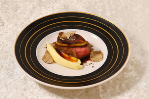 アール・デコとモードの時代を体現。美術館併設のカフェで食べる美術品のような一皿