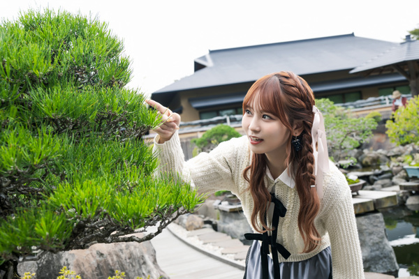 ＝LOVE・大場花菜＠大宮盆栽美術館