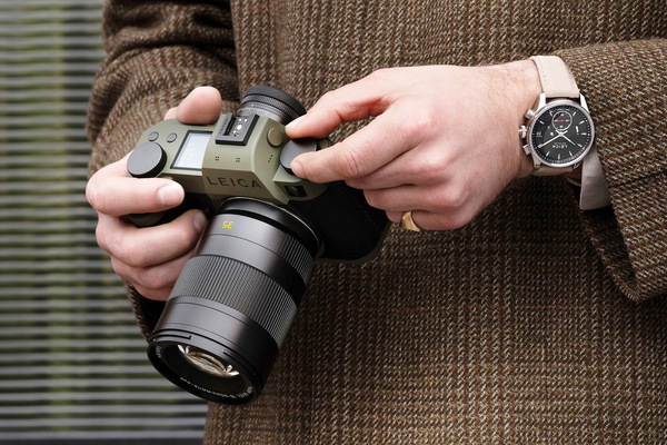 「ライカSL3 “Reporter”」を発表