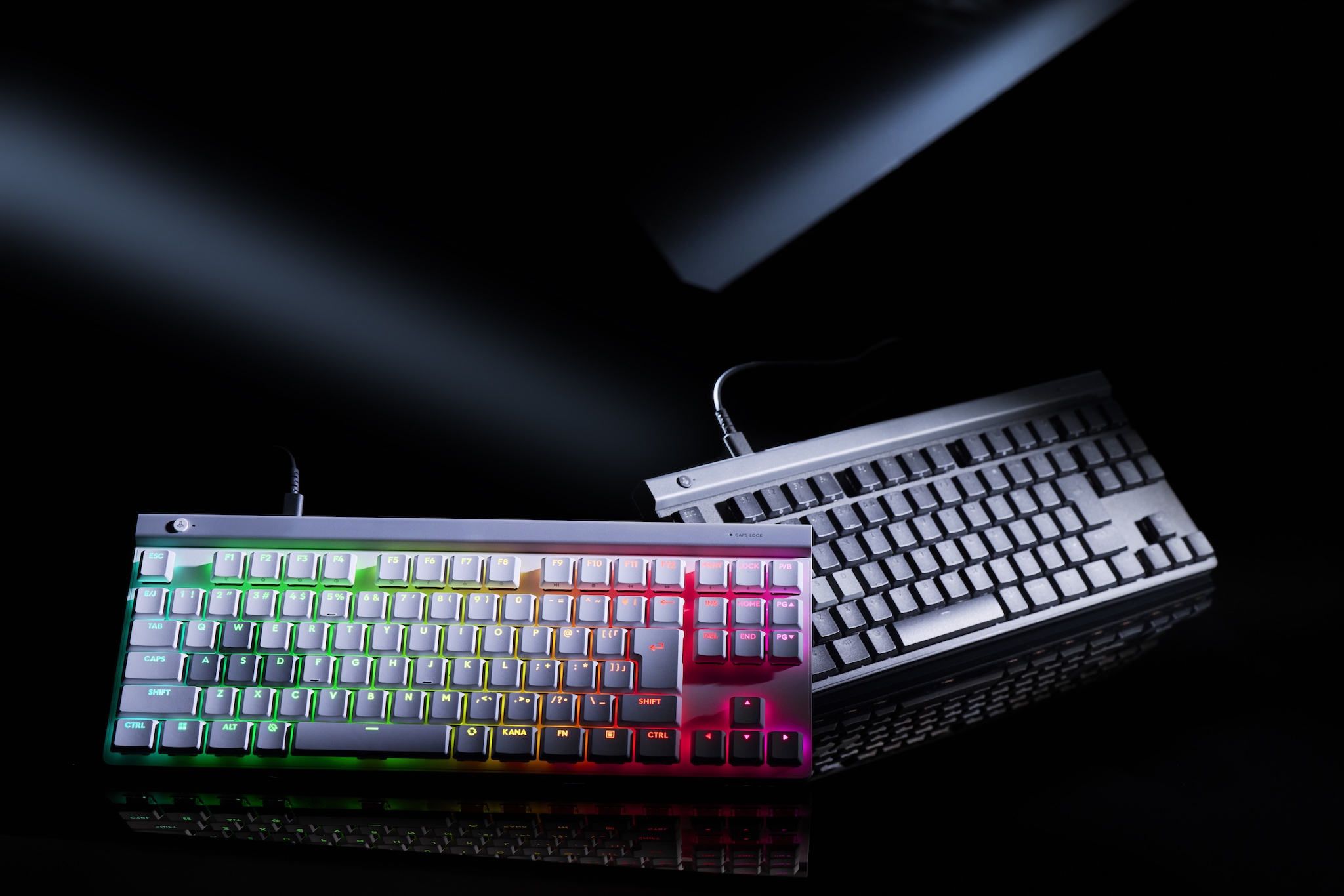 使用感抜群　見た目が普通過ぎるロジクールGのゲーミングキーボードがオンオフ使いやすくなって登場