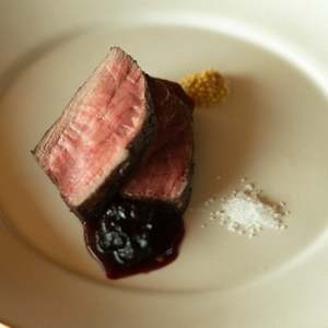 SHIROが森の恵みと香りを楽しむレストラン「MORISHIRO」をオープン【道央道 奈井江砂川ICから約4km】