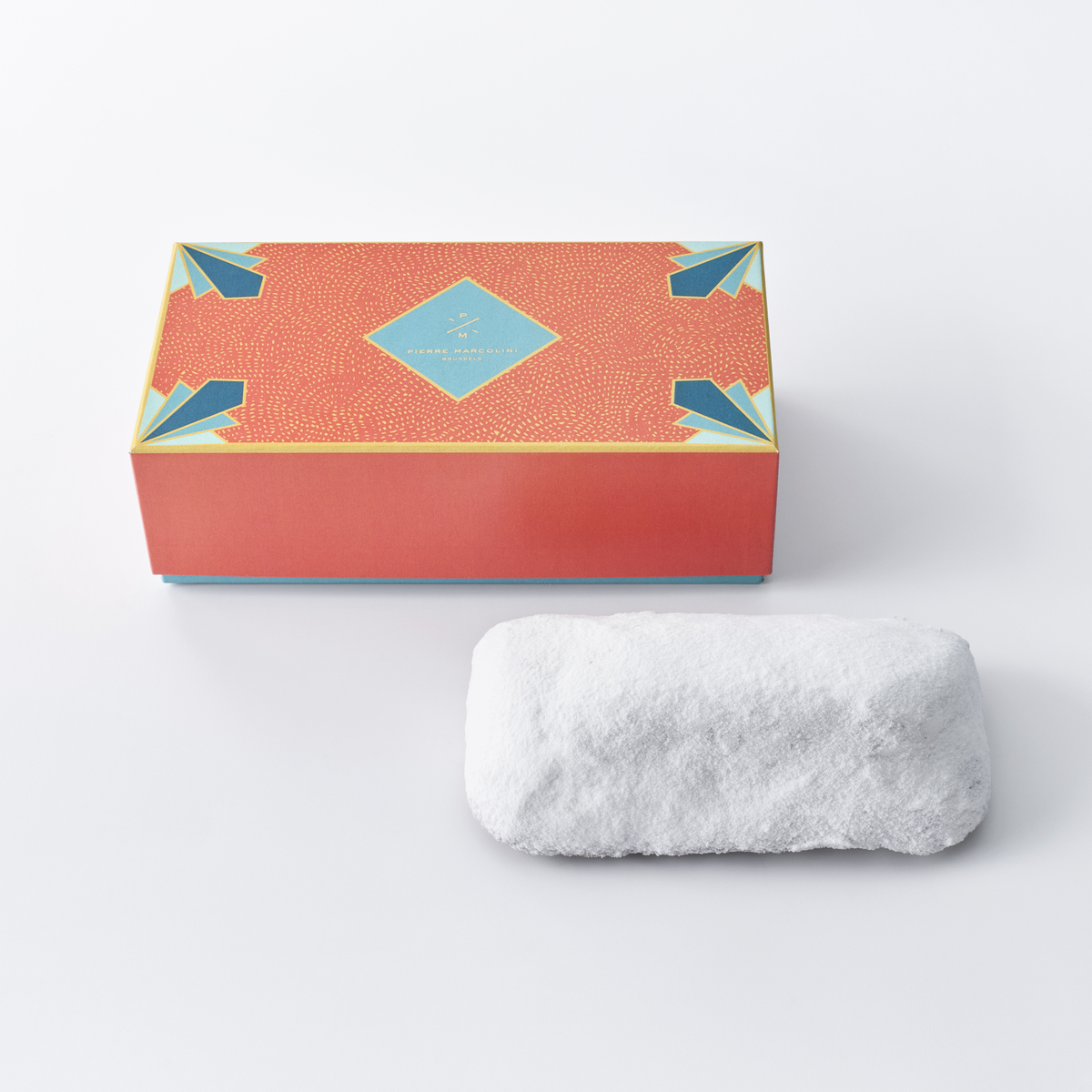 「ピエール マルコリーニ」の「シュトーレン 2025」