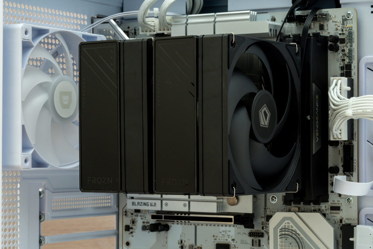 鉄板＆旬パーツ】PC自作の構成＆組み立てのプロが認めた！ 鉄板空冷CPU