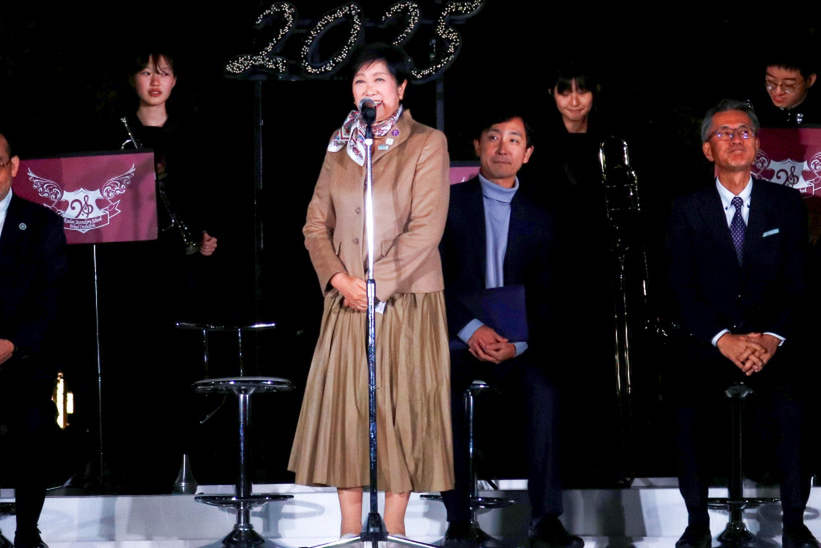 小池百合子都知事