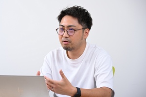 「データは昨日のまま」で大丈夫？　クラウドDWHのデータパイプラインを刷新して、意思決定の「速さ」を手に入れる