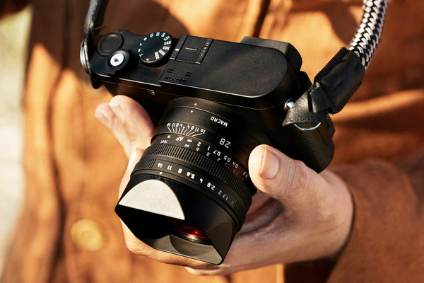 「ライカQ3モノクローム」発表