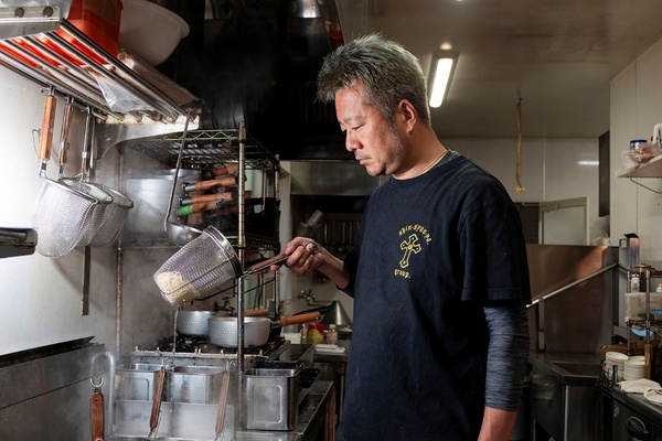 「山形県のラーメンを全国にもっと広めたい」と静かに熱く語る半田さん