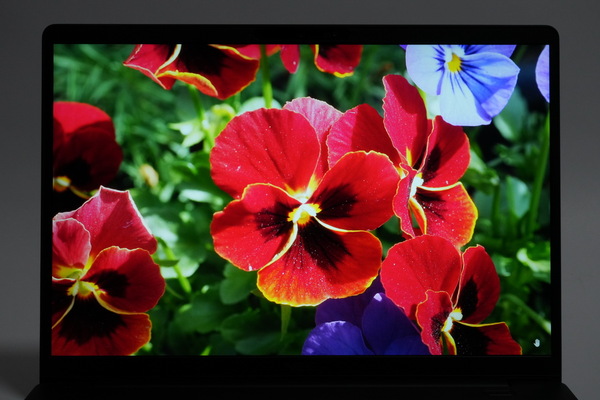 「VersaPro UltraLite タイプVY」実機レビュー