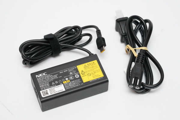 「VersaPro UltraLite タイプVY」実機レビュー