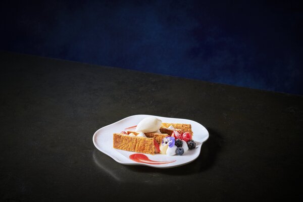 「治一郎 KITTE丸の内店」の「ミルフィーユ・オフレーズ」