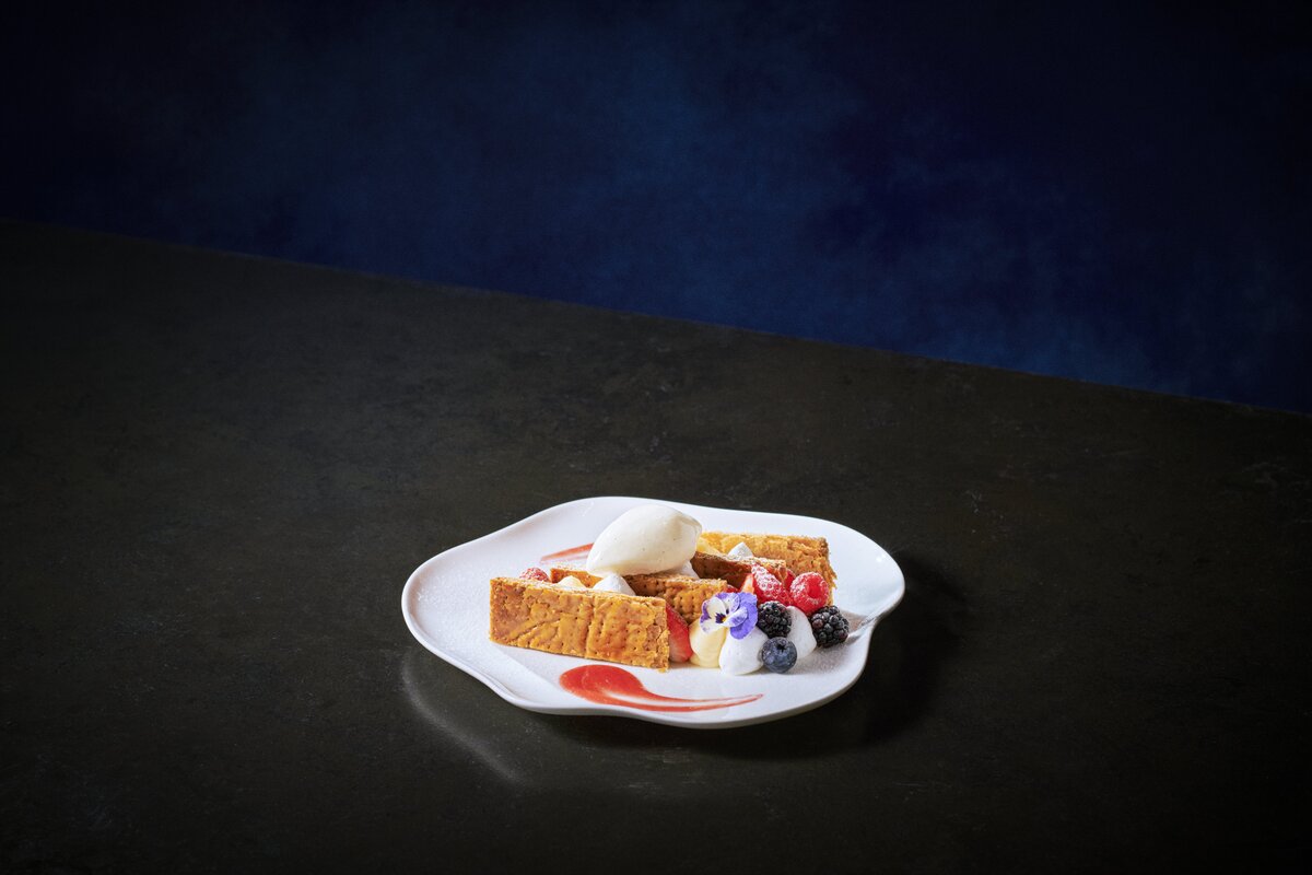 「治一郎 KITTE丸の内店」の「ミルフィーユ・オフレーズ」