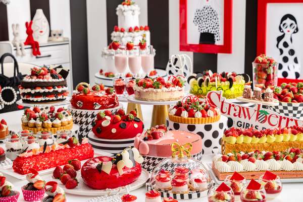23トン以上のいちごを使用！いちご尽くしのスイーツビュッフェ「ストロベリーモノクロ・ガールズパーティー」