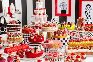 23トン以上のいちごを使用！いちご尽くしのスイーツビュッフェ「ストロベリーモノクロ・ガールズパーティー」