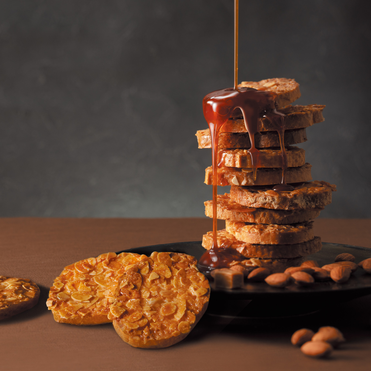 「東京ラスク」のキャラメルアマンド