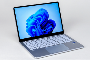 「売れた」Z世代向けWindowsパソコン、コスパの不満も軽減、これなら心配なく買える！