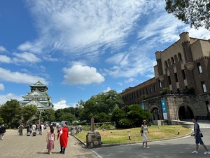 大阪城の天守閣は、昭和の名建築として、バリアフリー、耐火性、耐震性でも先頭を走っていた