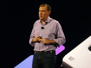 AWSガーマンCEOが10分で怒濤の新発表25連発　LTチャレンジにレガシーAWSファンも大歓声