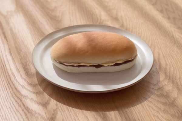 「吉田パン」のコッペパン