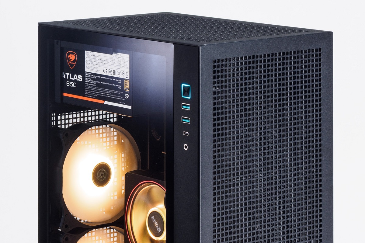 ASCII.jp：置き場所に困らないRTX 5060 Ti＆Ryzenの縦長ゲーミングPCは