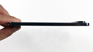 nubiaも薄型！ 5.9mmの超薄型ボディーにトリプルカメラ搭載の「nubia Air」