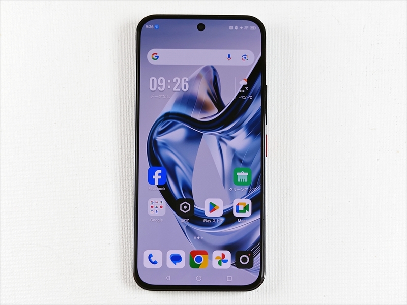 nubiaも薄型！ 5.9mmの超薄型ボディーにトリプルカメラ搭載の「nubia