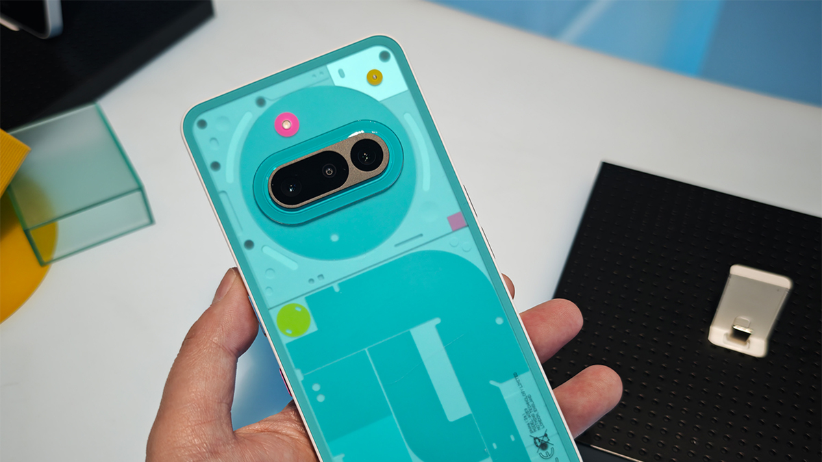 ASCII.jp：Nothingが挑んだ9ヵ月間の「共創」で生まれた「Phone(3a