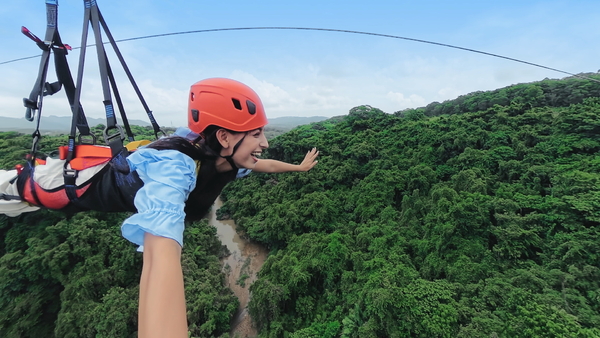 「ジャングリア沖縄」にに新アトラクション「やんばるトルネード」が登場
