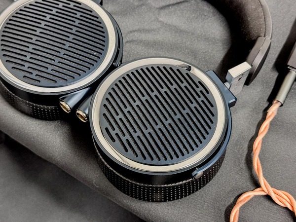 平面磁界型を武器にNakamichiブランドが再始動 - 週刊アスキー