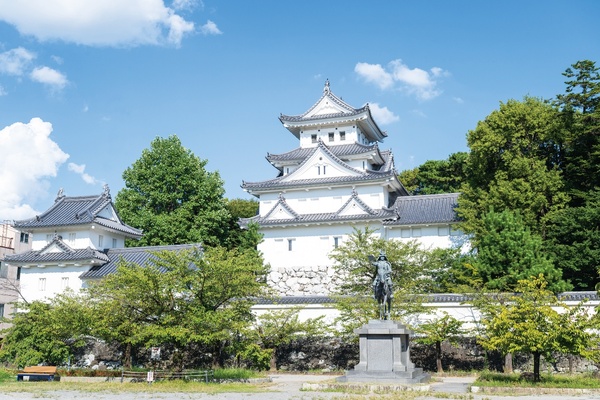 戦国ロマンと“水の都”の絶品グルメを堪能する大垣城歴史さんぽ